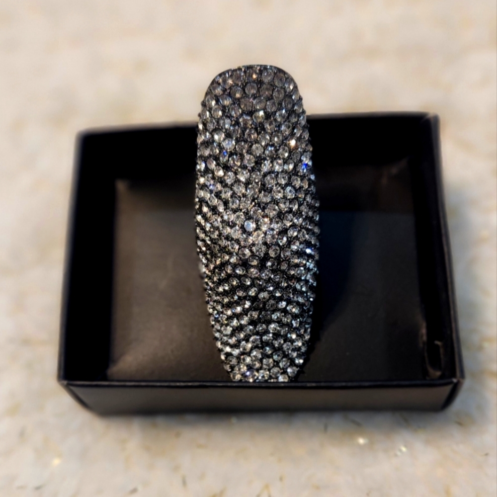 Avon Mark Silver Rhinestone Ring